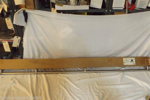 MAYTAG REFRIGERATOR 67004544 HANDLE REF DOOR NEW IN BOX MAYTAG REFRIGERATOR 67004544 HANDLE REF DOOR NEW IN BOX